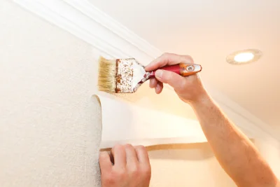 Pose de papier peint à Grand Bourgtheroulde — revêtements muraux et toiles de verre